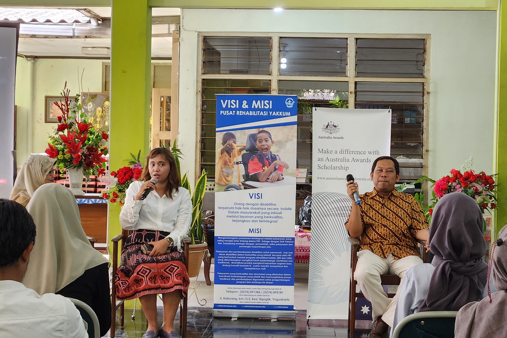 The speakers share information about the Australia Awards Scholarships at an Information Session organised by Australia Awards in Indonesia in collaboration with YAKKUM.