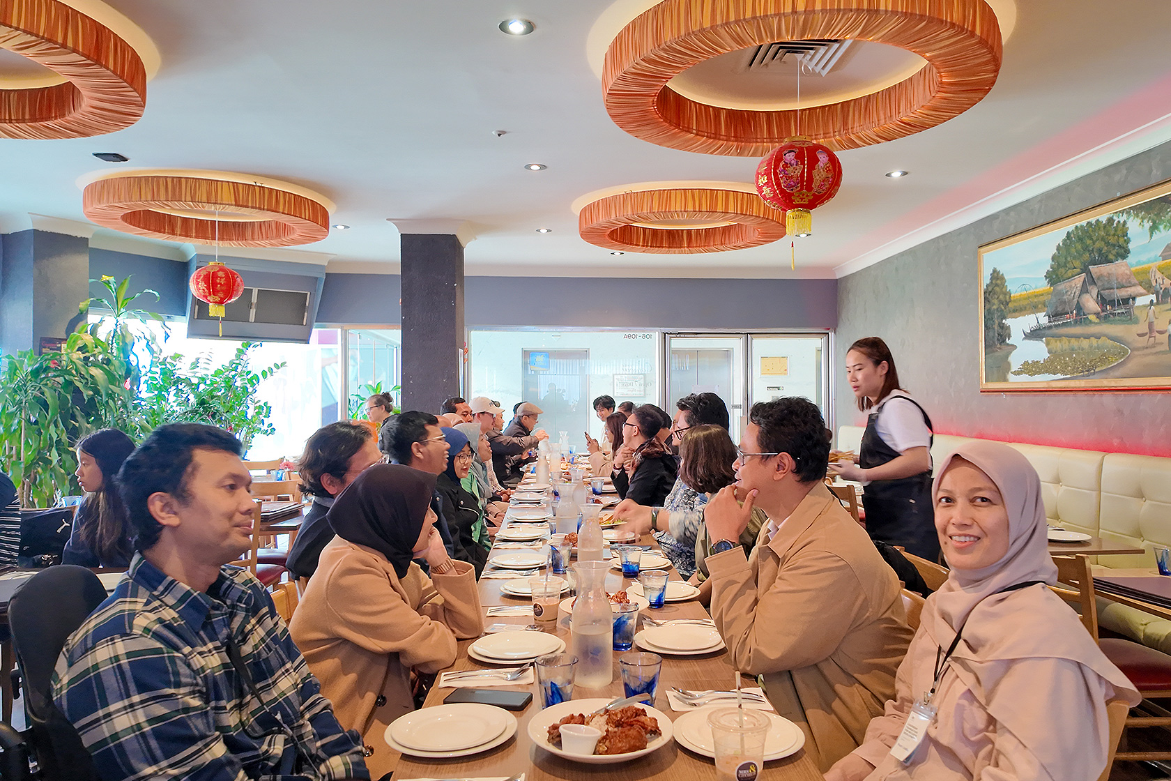 The Sydney workshop concludes with a group lunch at a local restaurant.