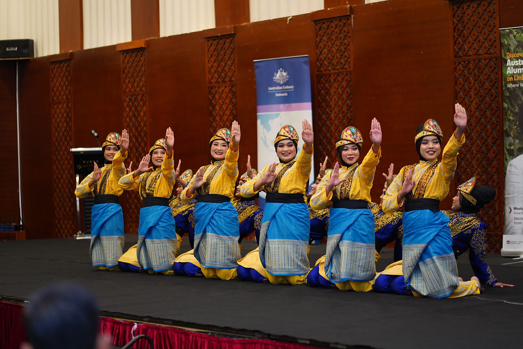 Tari Ratoh Jaroe opens the door to Aceh's cultural heritage, performed beautifully by Sanggar Buana Aceh and adding depth to the evening.