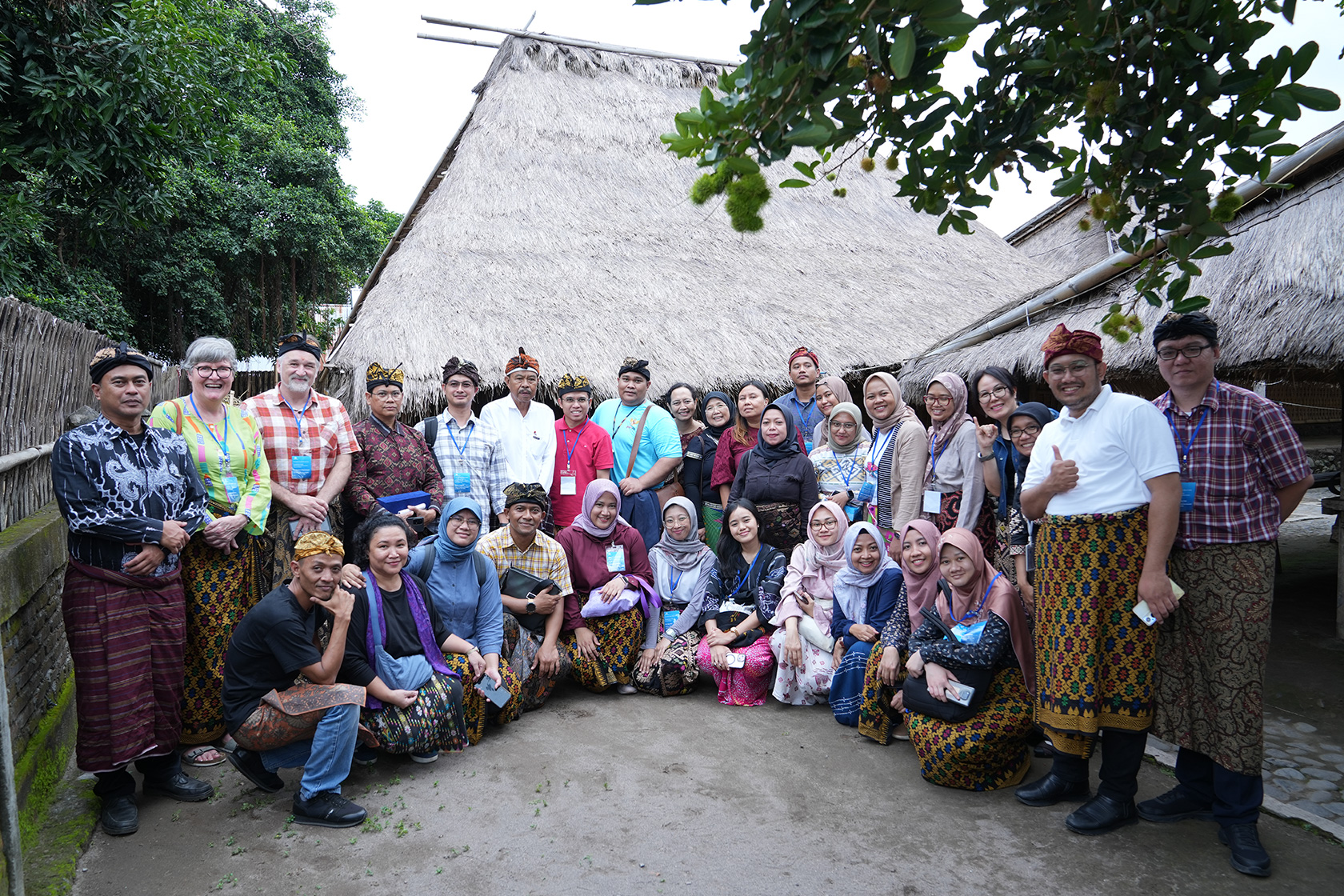 Participants convene for a group photo, marking their official entry into the esteemed Australia Awards alumni community.