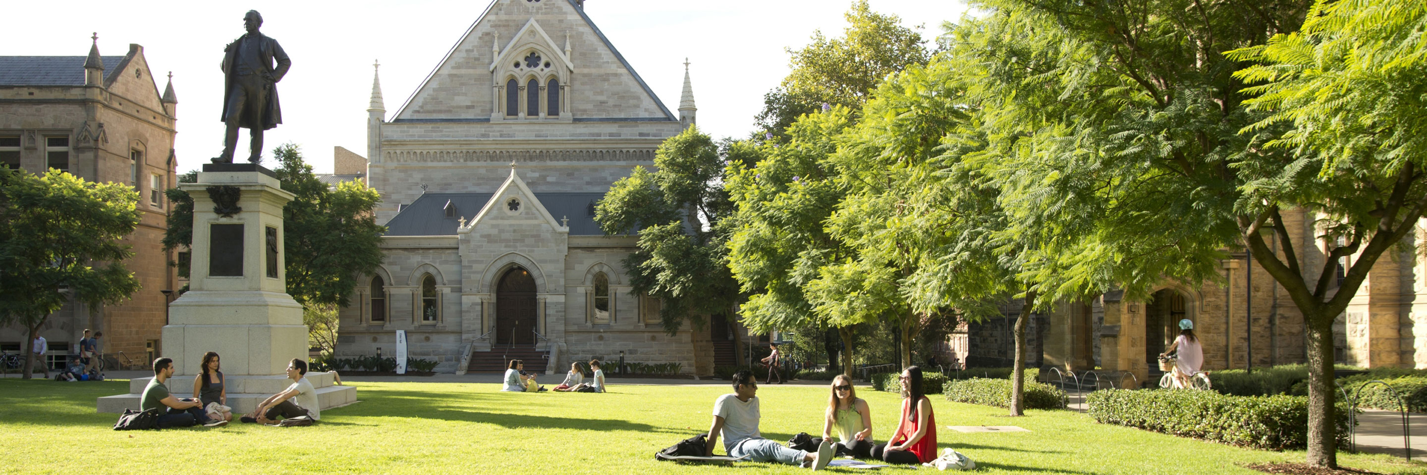 The Australia Awards offer a world-class education in a friendly and safe multicultural society, with the opportunity to make links with Australia’s public, private, academic and NGO networks (Photo courtesy of The University of Adelaide).